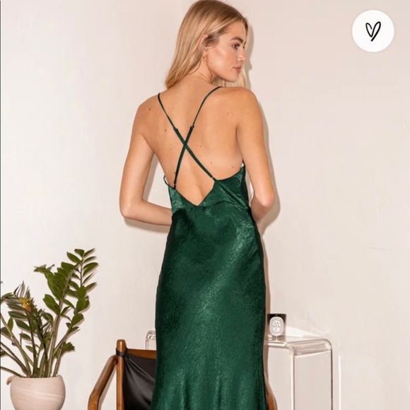 Emerald green maxi backless dress - Picture 2 of 4